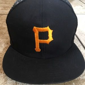 Vintage Pittsburgh Pirates SnapBack